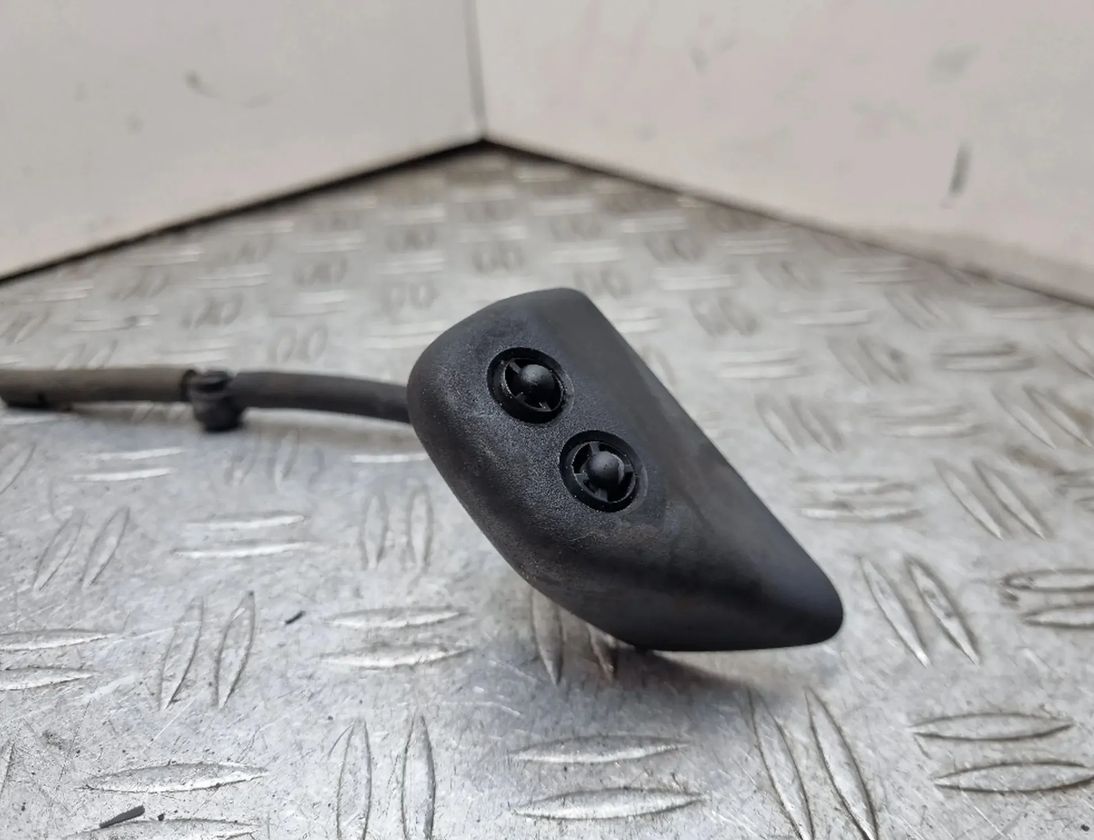 LAND ROVER Freelander 2 generation (2006-2015) Headlight washer spray nozzle 30702L,30702 27937745