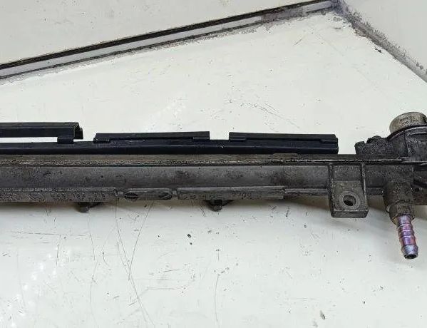 VOLKSWAGEN Golf 7 generation (2012-2024) Топливная рейка 036133319ak 31900792