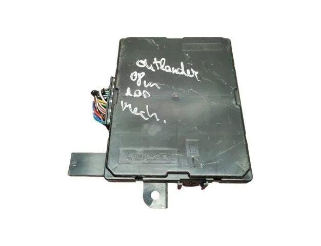 MITSUBISHI Outlander 1 generation (2001-2008) Блок управления охлаждающим вентилятором 7820A055 26554697