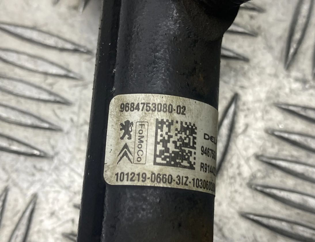 PEUGEOT 508 1 generation (2010-2020) Топливная рейка 9684753080 21849410