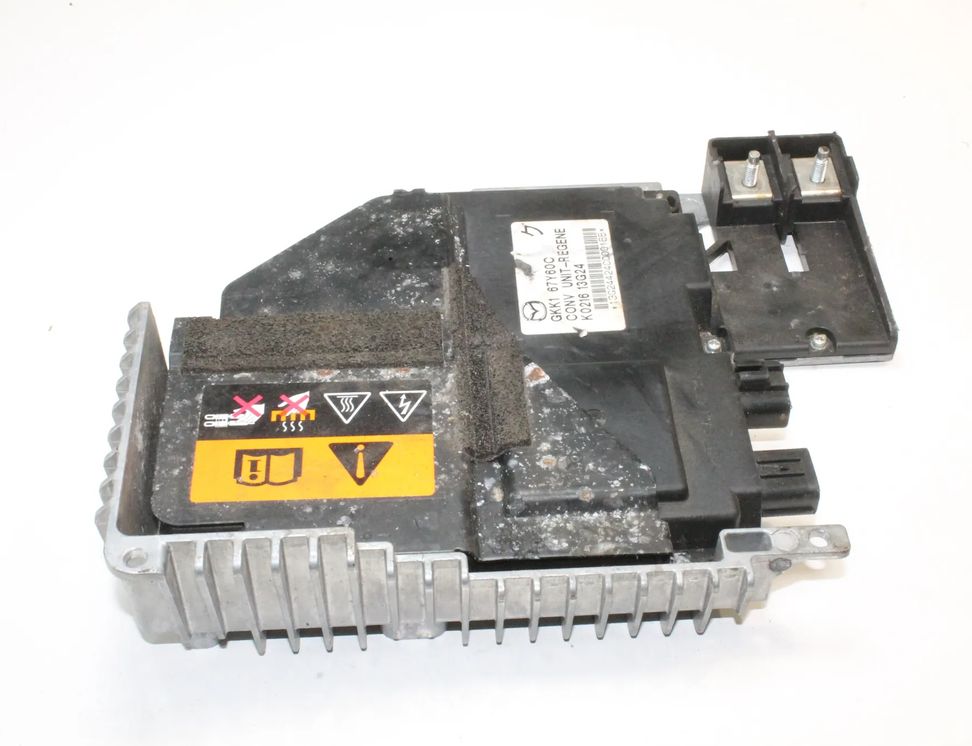 MAZDA 6 GJ (2012-2024) Voltage Control Unit GKK167Y60C 13668390