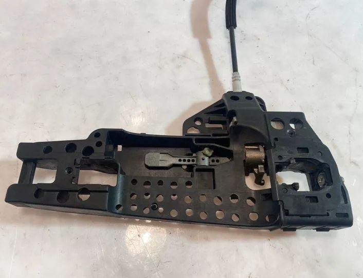 AUDI A4 B8/8K (2011-2016) Front Right Door Interior Handle Frame 8T0837866A 18122518