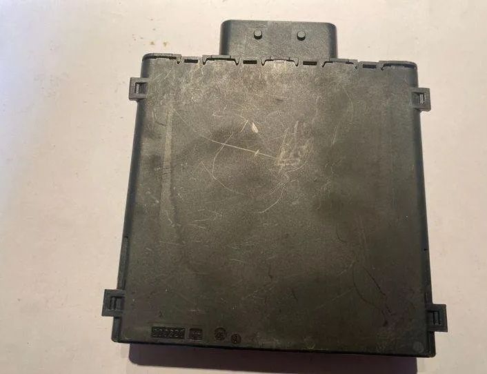 VOLKSWAGEN Passat B6 (2005-2010) Инвертор 8K0959663 18125604