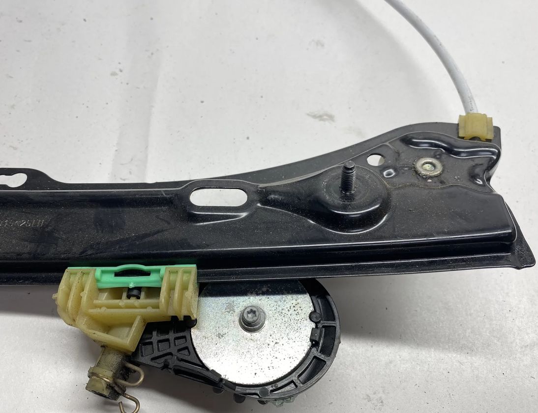 BMW 4 Series F32/F33/F36 (2013-2020) Front Left Door Window Regulator 7352747,7281623 15233619