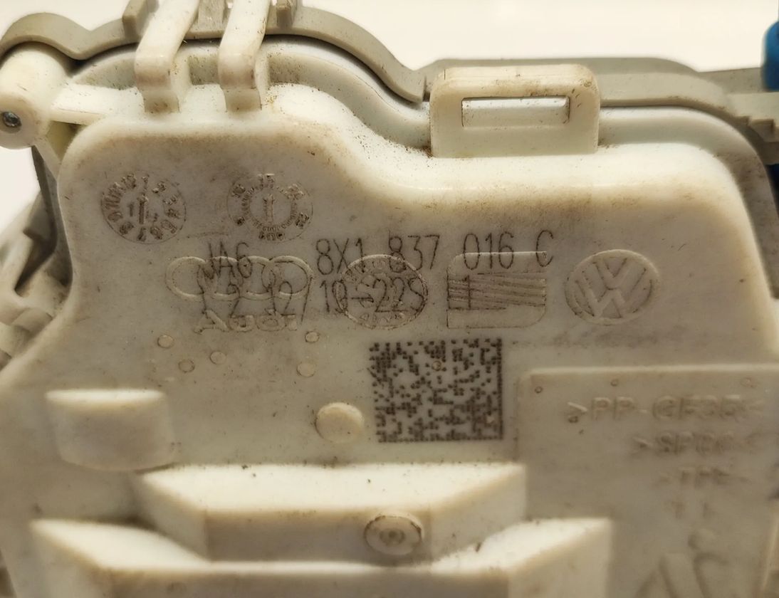 AUDI A3 8V (2012-2020) Front Right Door Lock 8X1837016C 30575232