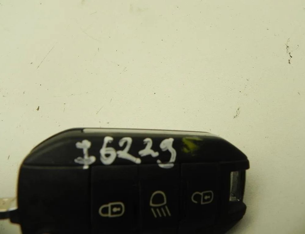 PEUGEOT 208 Peugeot 208 (2012-2015) Ключ 9674001080 23177136