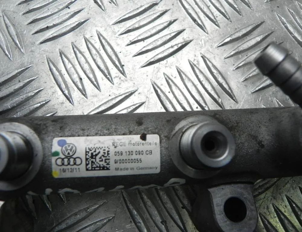 PORSCHE Cayenne 958 (2010-2018) Топливная рейка 059130090CB 23423822