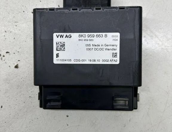 AUDI A4 B7/8E (2004-2008) Инвертор 8K0959663B 30584774