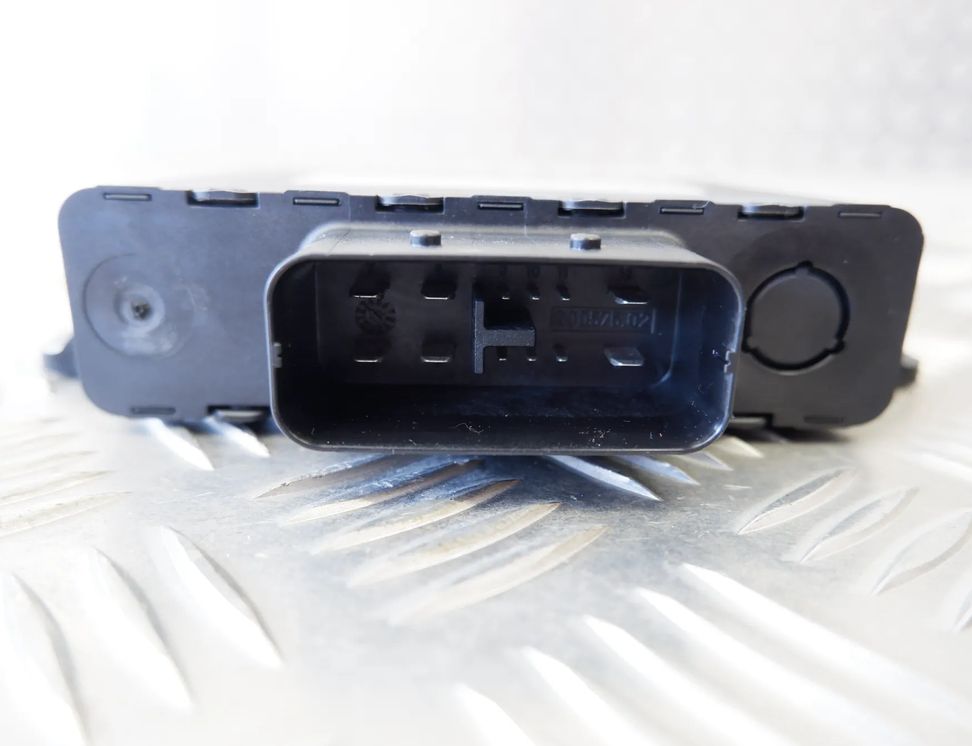 AUDI A8 D4/4H (2010-2018) Voltage Control Unit 8K0959663A,8K0959663 13509834