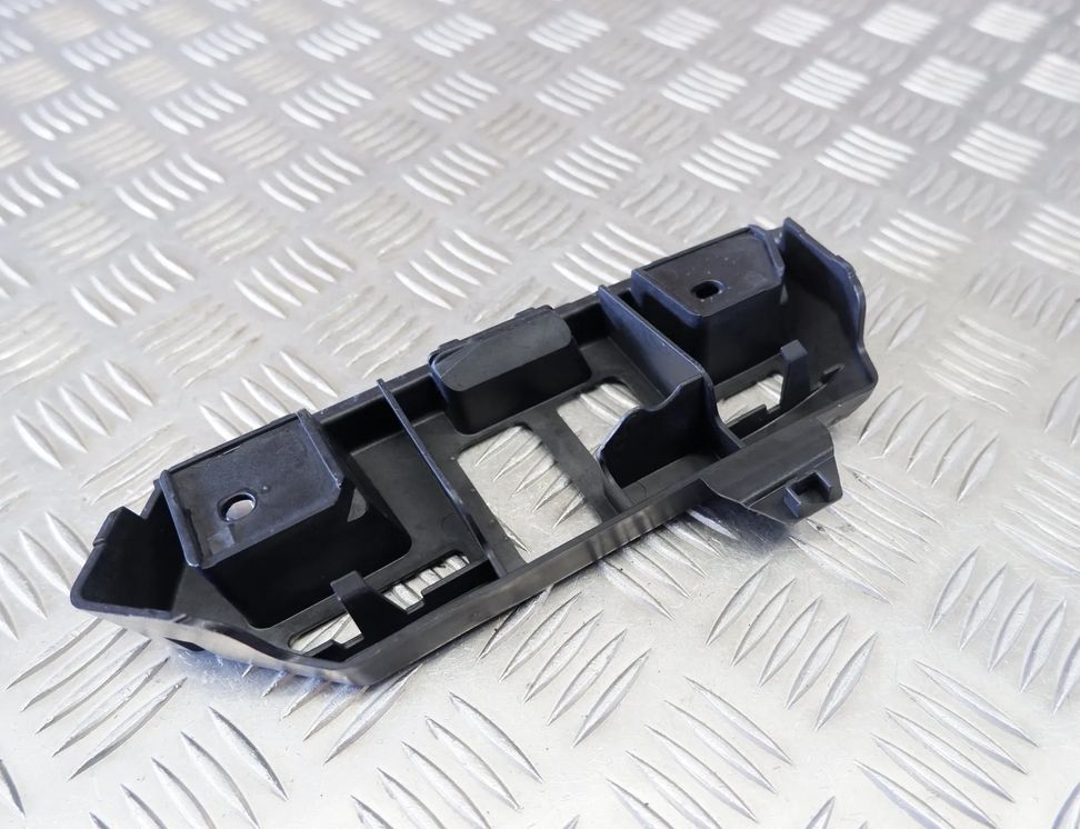 PORSCHE Cayenne 958 (2010-2018) Rear Right Bumper Bracket 7P5807483 25432321