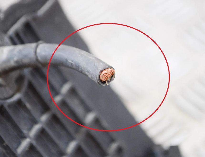 PEUGEOT 208 Peugeot 208 (2012-2015) Fuse Box 9671924480 15316184