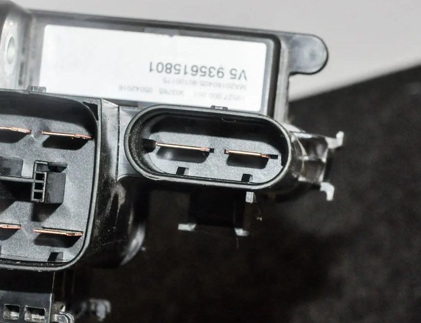 BMW 1 Series F20/F21 (2011-2020) Распределительная коробка 9356158 2571723