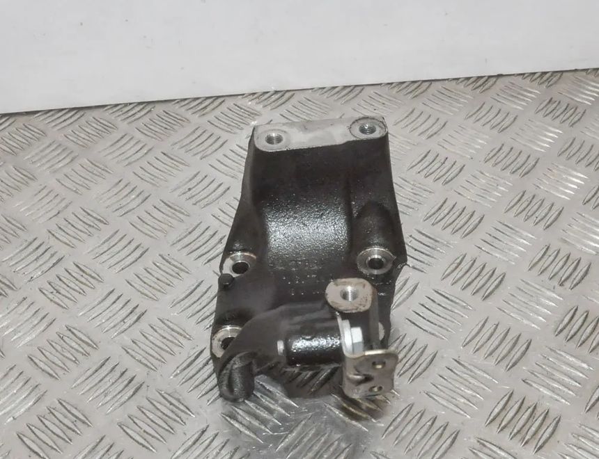 AUDI A4 B9/8W (2015-2024) Other Body Parts 04L131159C 2859199