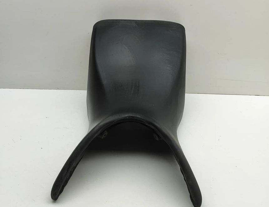TRIUMPH TIGER 8X (2010-2020) Front rider seat saddle bench 2304370 31647667