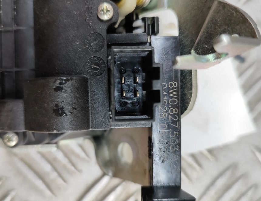 AUDI A5 F5 (2016-2024) Tailgate Boot Lock 8W0827503 31952888