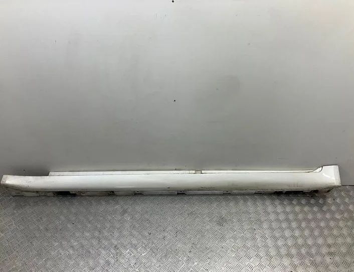 BMW 7 Series F01/F02 (2008-2015) Наружный пластиковый порог левый 7185043 20633561