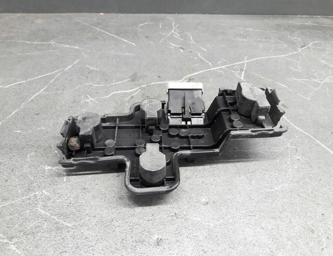 OPEL Astra F (1991-2002) Front right glass of headlights 12871840 30175683