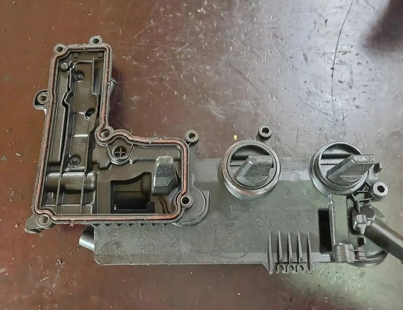 PEUGEOT 407 1 generation (2004-2010) Valve Cover 9662660480 28759217