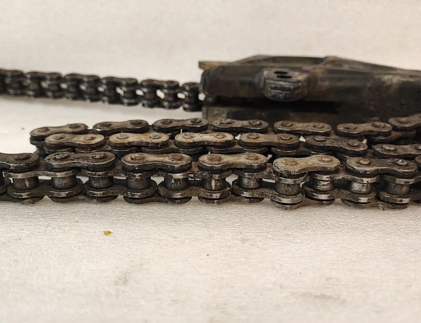 KTM Supermoto 1 generation (1996-2012) Ползунок цепи 27539203