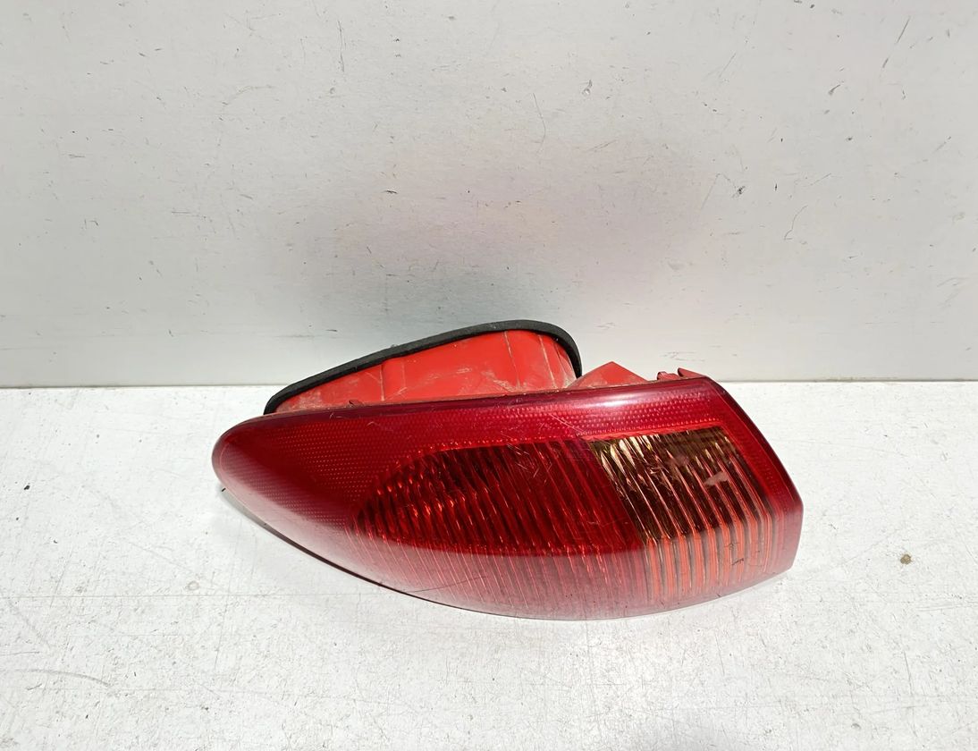 ALFA ROMEO 147 1 generation (2000-2010) Rear Left Taillight 46556349 17746407