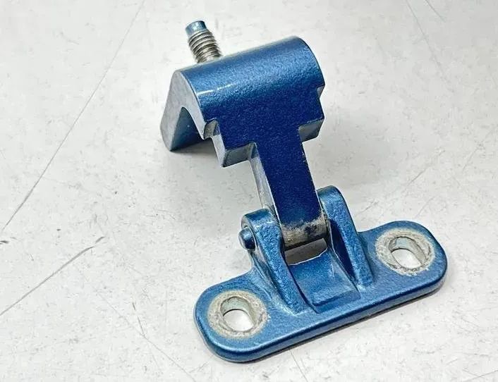 VOLKSWAGEN Passat B8 (2014-2023) Left Side Bootlid Hinge 8V3827299B 27252886