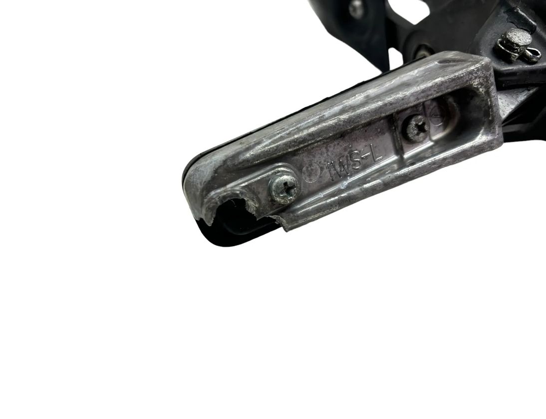 YAMAHA MT 1 generation (2001-2009) Front left side footrest peg hanger  1WS2,1WS2744210,1WS2744510 25949493