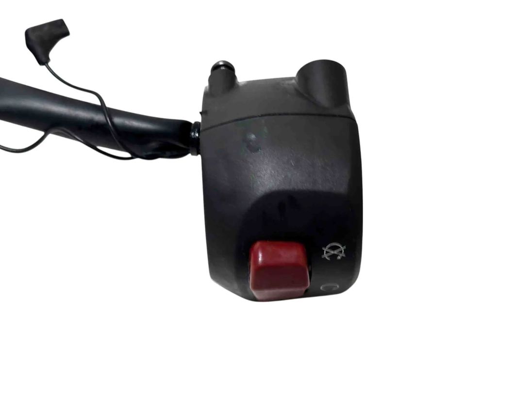 SUZUKI GSX-R Правый боковой переключатель передач 3720023KB0000,37200-23KB0 32452313