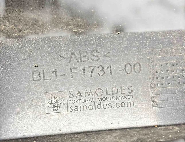 YAMAHA X-MAX Кожух панели обтекателя левой стороны BL1-F1731-00 32741920