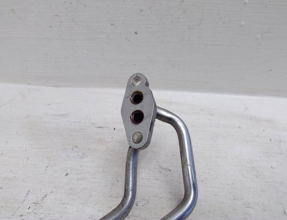 AUDI A4 B9/8W (2015-2024) Шланги охлаждающей жидкости 04E122157AC 27642601