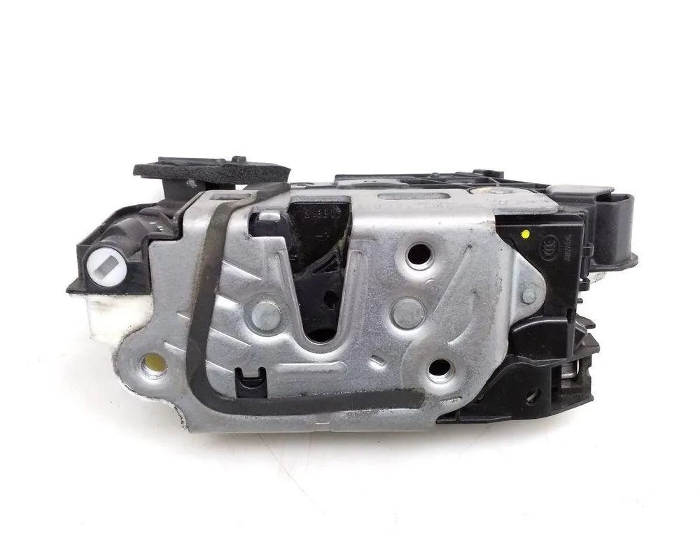 VOLKSWAGEN Passat B8 (2014-2023) Замок передней левой двери 5E2837015B 31856311