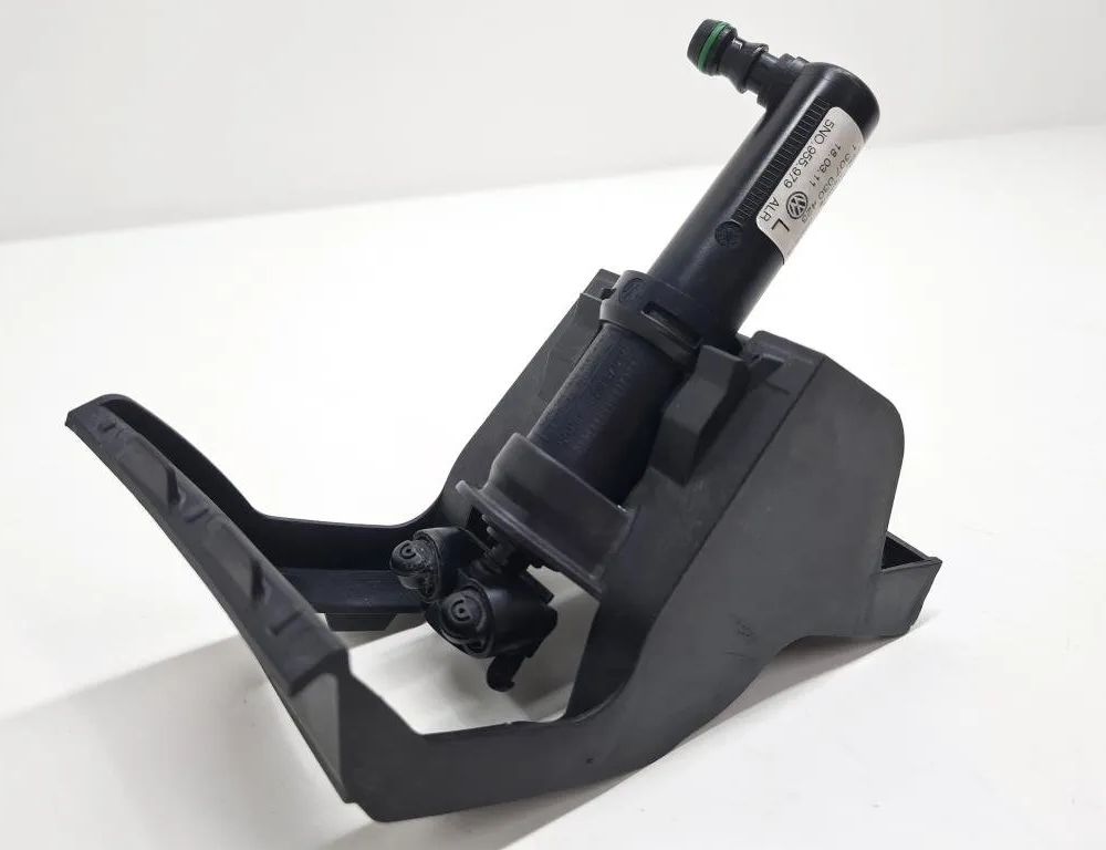 VOLKSWAGEN Tiguan 1 generation (2007-2017) Left Side Headlamp Washer 5N0955979,1307030423,1300390122,5N0807941 31619921