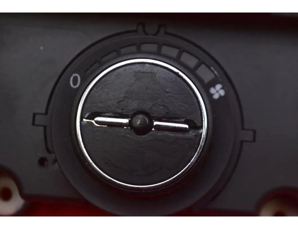 VOLKSWAGEN Golf 4 generation (1997-2006) Climate Control Unit VOLKSWAGEN 28335295