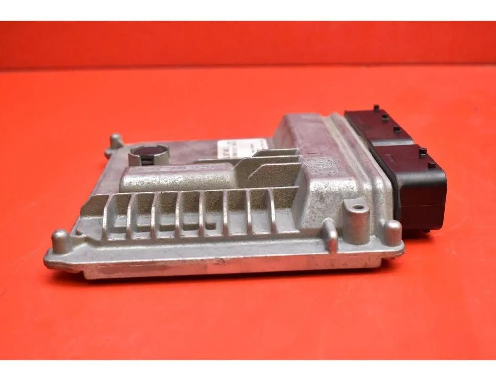 SKODA Octavia 3 generation (2013-2020) Блок управления двигателем 04L907445G 31312338