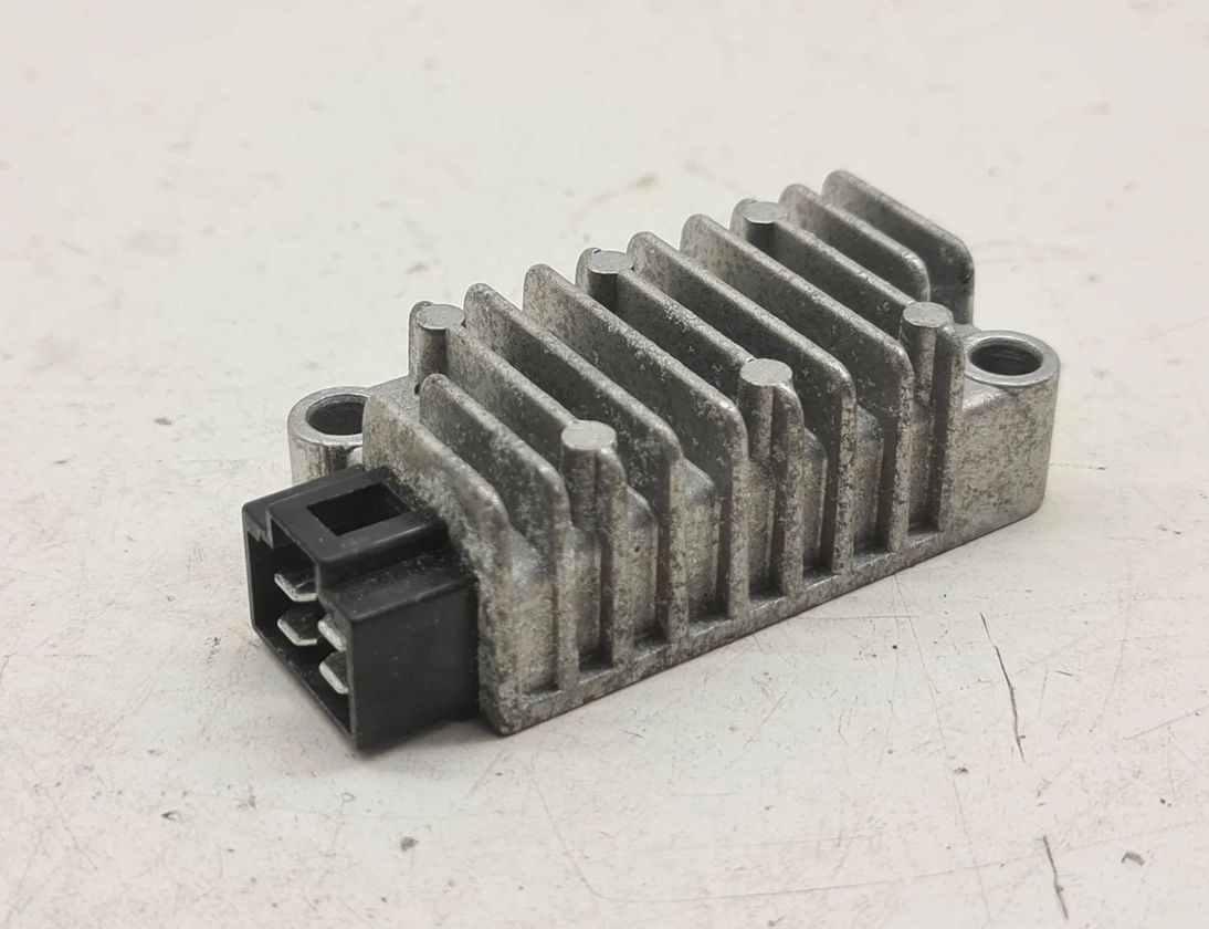 YAMAHA MT Электронные компоненты 8A13B0031,8A13B0031,8A13B-0031,22B-00,22B-008A13B0031 32801491