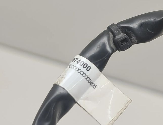 HUSQVARNA MOTORCYCLE NORDEN 901 (2022) Правый боковой переключатель передач 63711074000 32811157