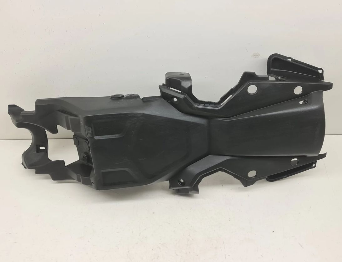 HONDA CBR (1983-2016) Кожух заднего обтекателя 80102-MKN-D500 32858920