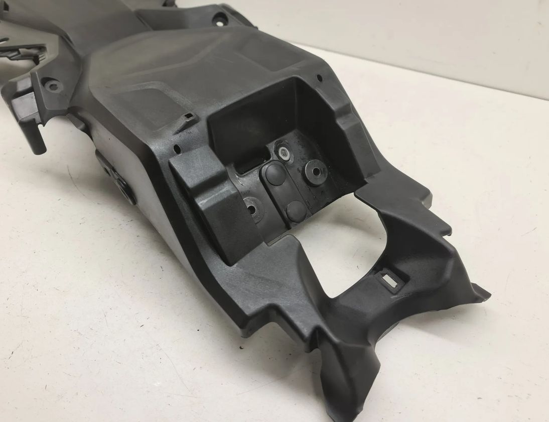 HONDA CBR (1983-2016) Кожух заднего обтекателя 80102-MKN-D500 32858920