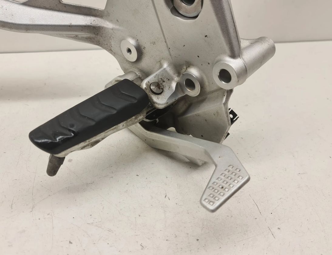 BMW F 8404014,46718404014,8358803,18518358803,8389086 33024681