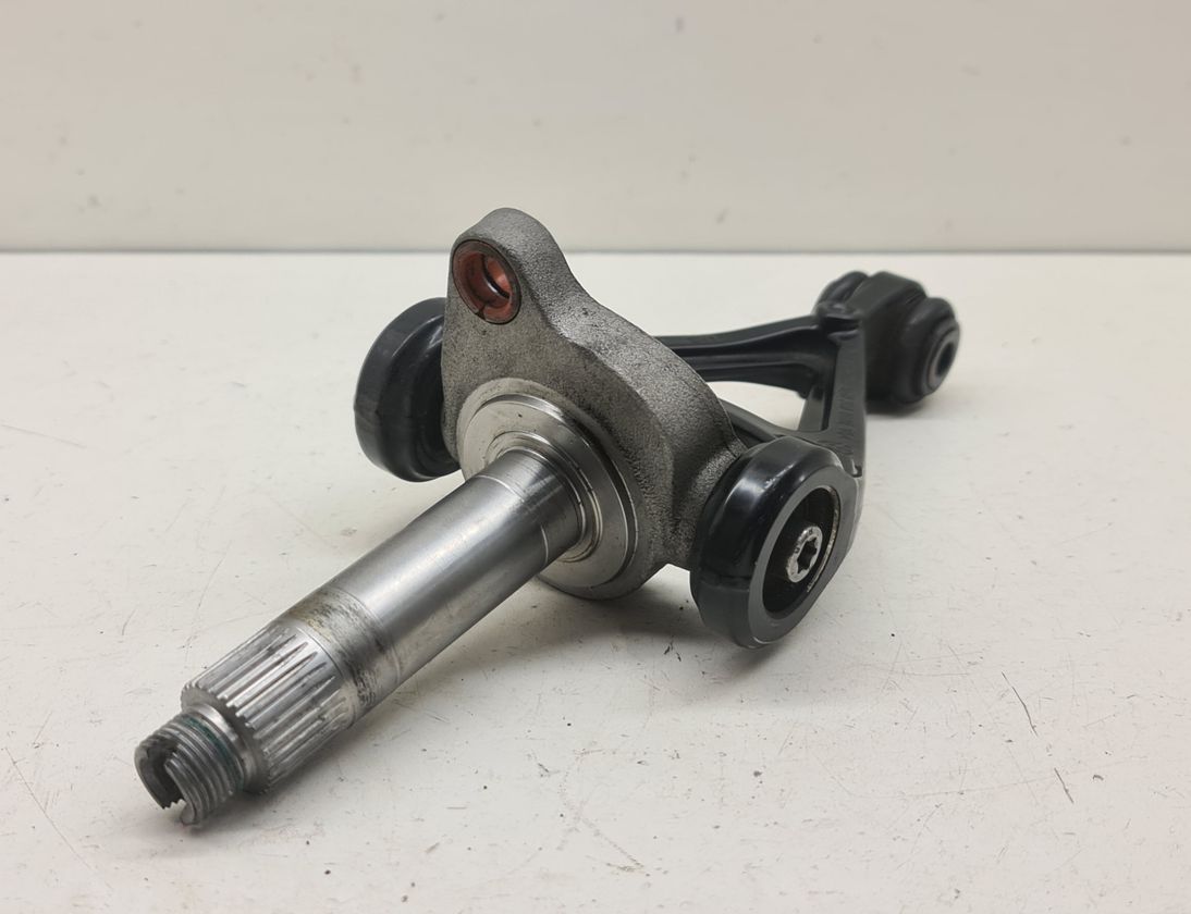 BMW K 7677384 33110261