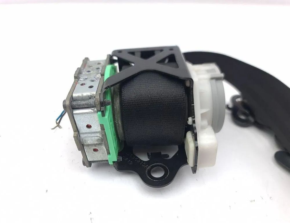 PORSCHE Cayenne 958 (2010-2018) Ремень безопасности задний правый 7N0857737DE 31023512