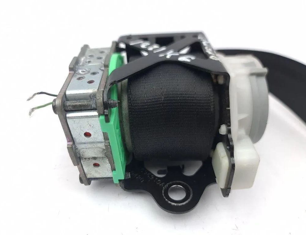 PORSCHE Cayenne 958 (2010-2018) Ремень безопасности задний левый 7N0857737DE 31023516