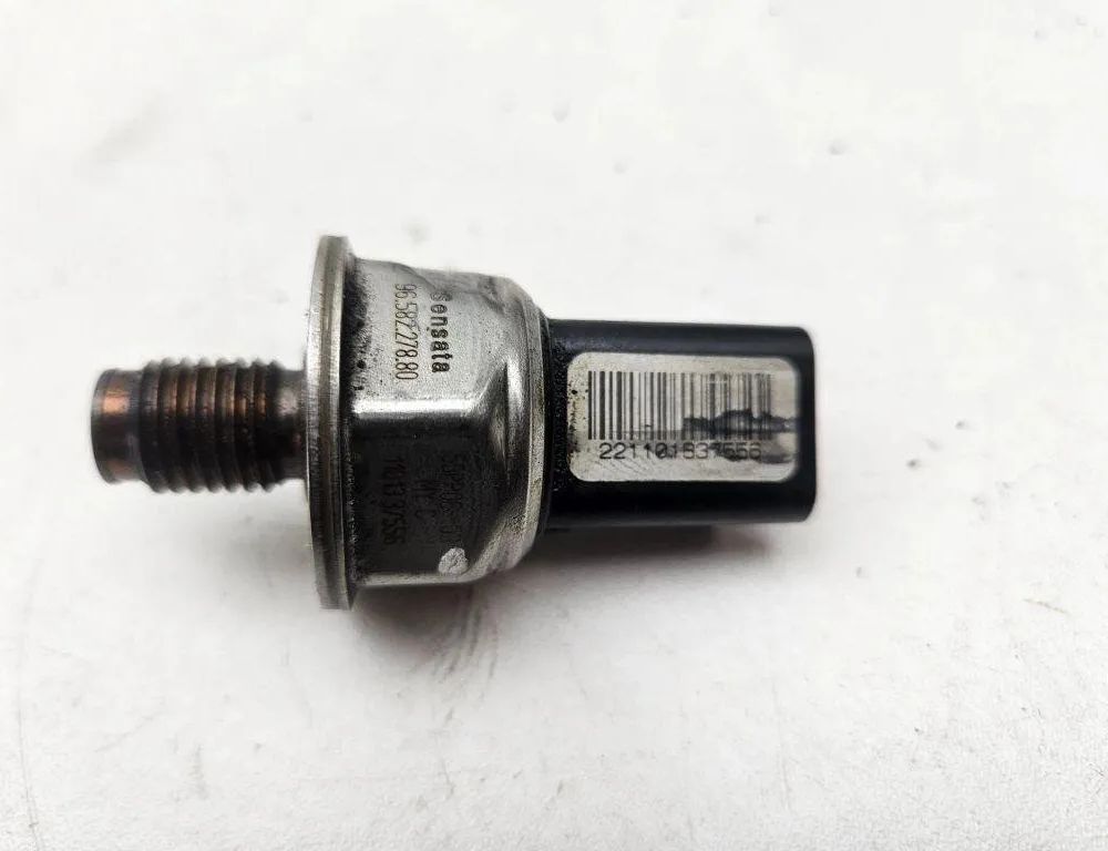 PEUGEOT 508 1 generation (2010-2020) Датчик давления топлива 55PP0603 31178608