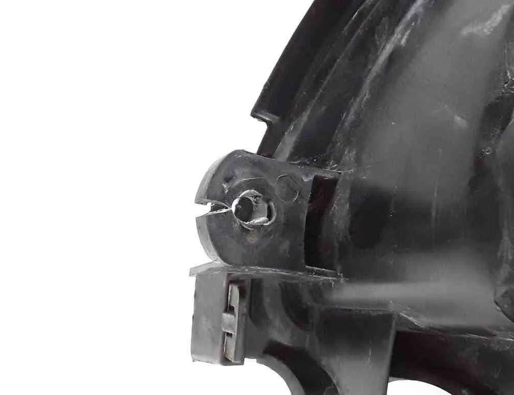 VOLVO V70 2 generation (2000-2008) Front Right Headlight 30698836 32656458