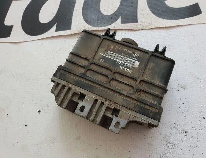 VOLKSWAGEN Golf 3 generation (1991-1998) Engine Control Unit ECU 007,640,261,200,000,612 21492002