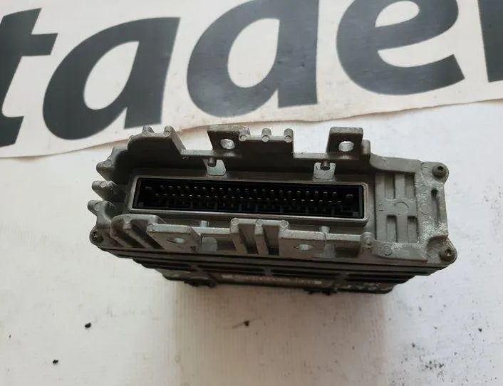 VOLKSWAGEN Golf 3 generation (1991-1998) Engine Control Unit ECU 007,640,261,200,000,612 21492002