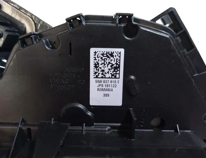 VOLKSWAGEN Passat B8 (2014-2023) Замок передней левой двери 5NB837016E 27463460