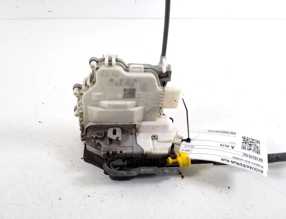 AUDI A4 B9/8W (2015-2024) Front Right Door Lock 8X1837016C 32787075