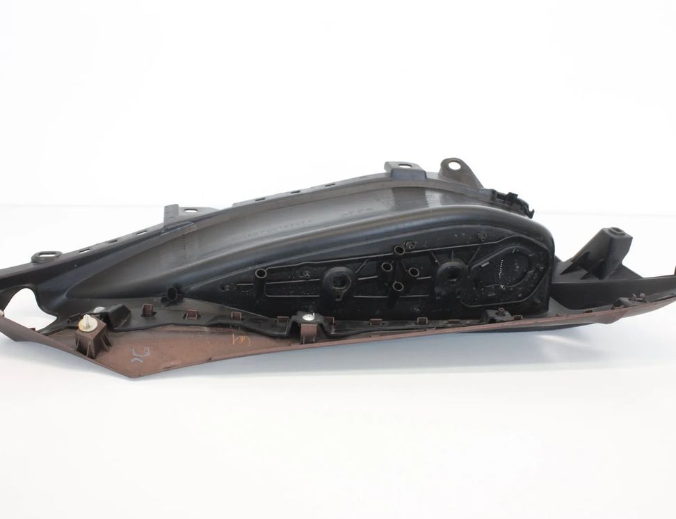 YAMAHA X-MAX E60/E61 (2003-2010) Кожух панели обтекателя левой стороны b74-f7481-00 10792615