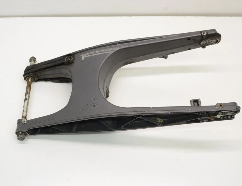 KTM DUKE F30/F31 (2011-2020) Rear swingarm  90104030033 10872821