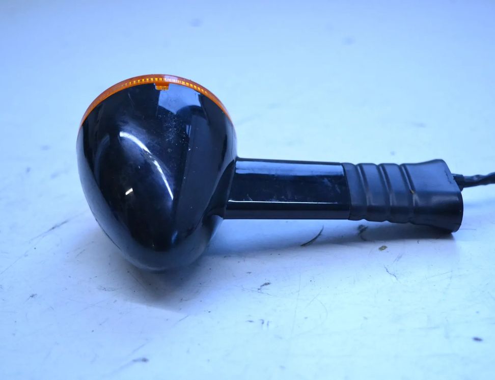 TRIUMPH THRUXTON 2 generation (2012-2020) Передний правый указатель поворота 17037982